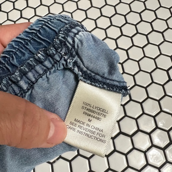 Love fire lyocell shorts size medium - Picture 4 of 4